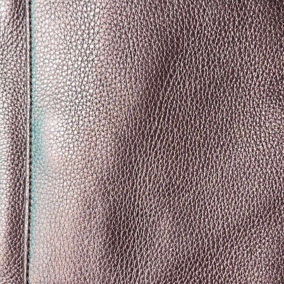 Vince Camuto Geniune Leather Crossbody EUC - Picture 8 of 12